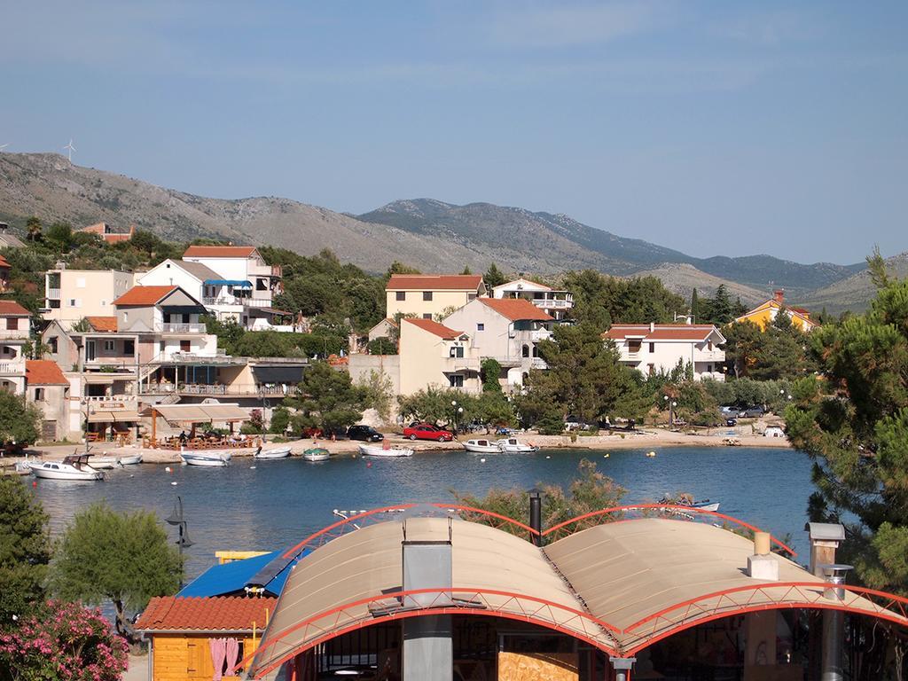 Apartmani Delfin Grebaštica Exteriör bild