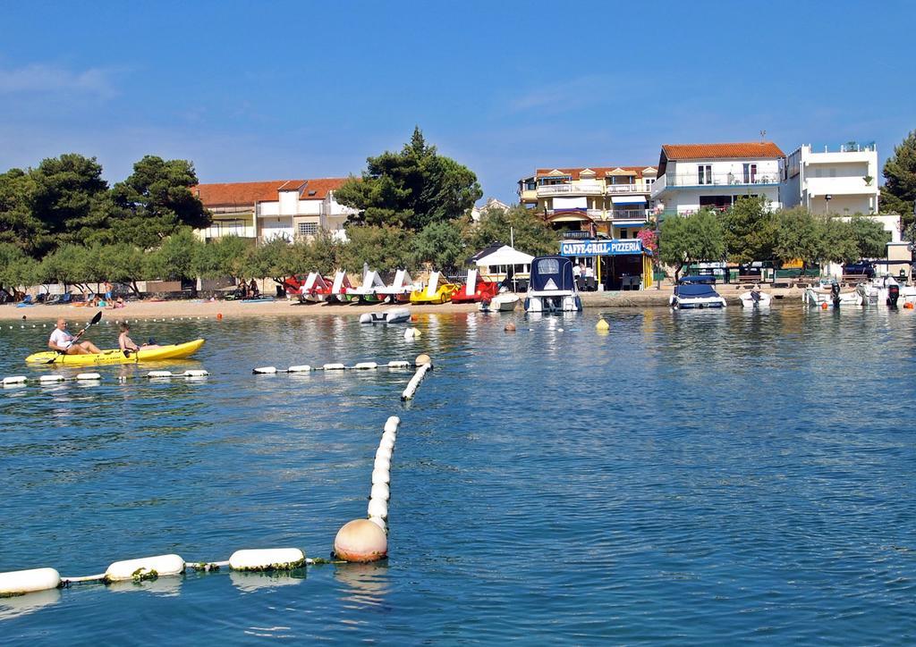 Apartmani Delfin Grebaštica Exteriör bild